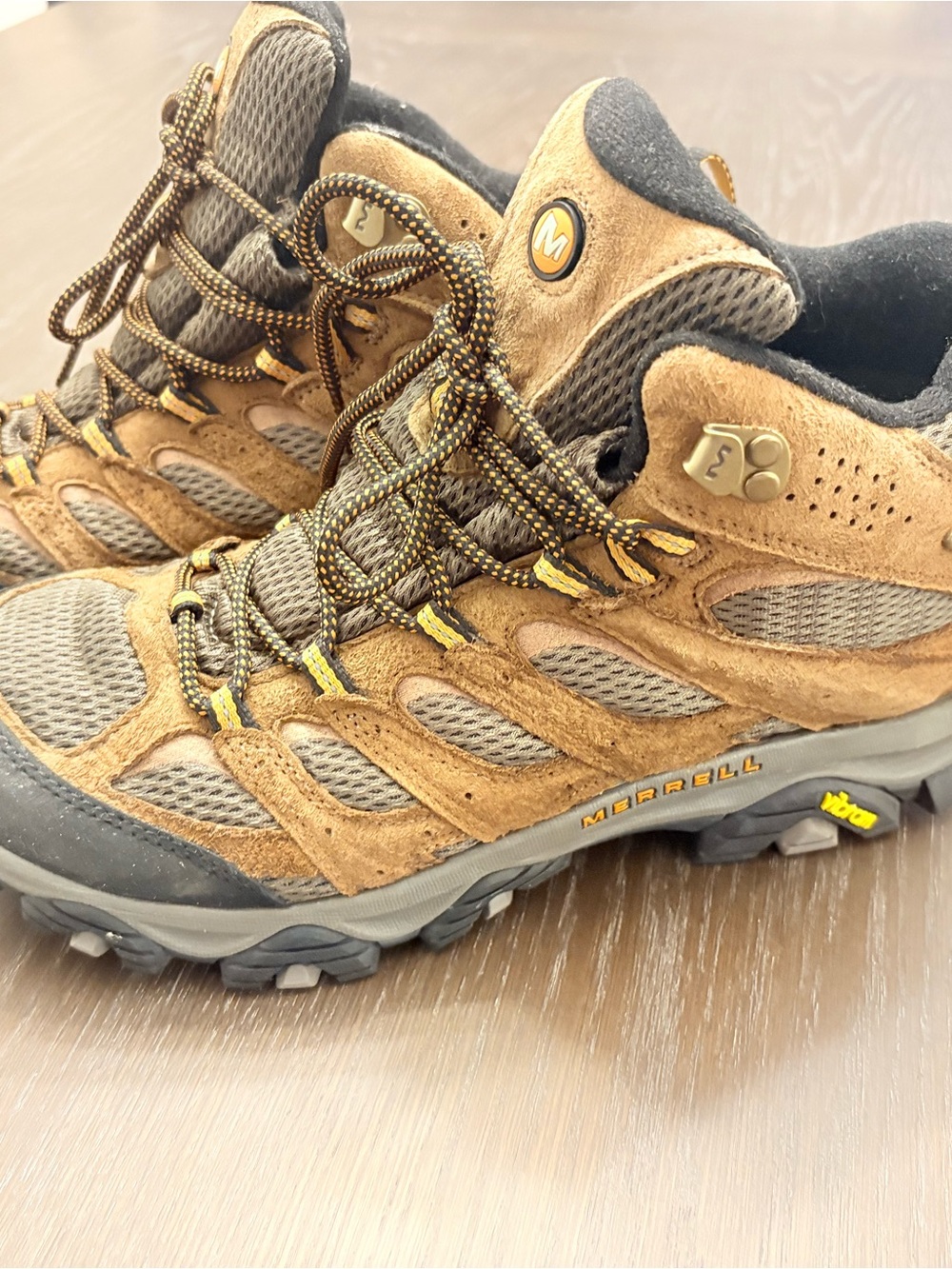 Merrell Moab 3 Waterproof Leather Hiking Shoes – Men’s Size 10.5 Brown/Gray